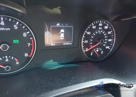 2016 Kia Optima Ex z USA, uszkodzony, nr VIN 5XXGU4L32GG022414